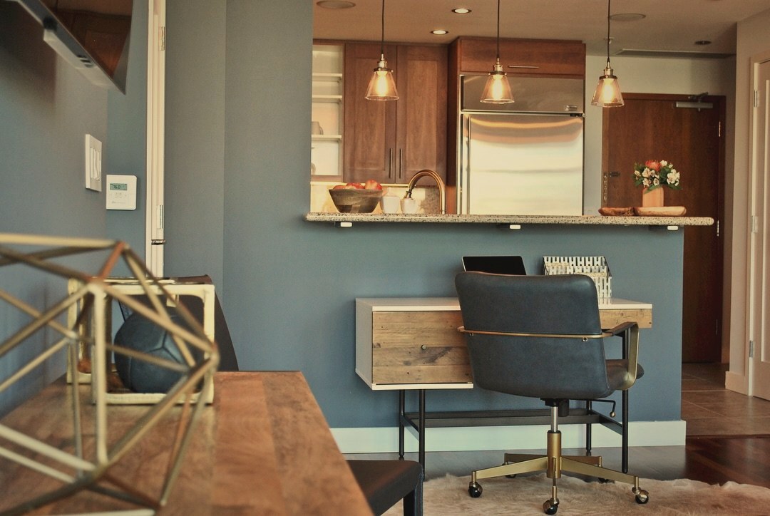 Gaslamp Condominium workspace and kitchen
